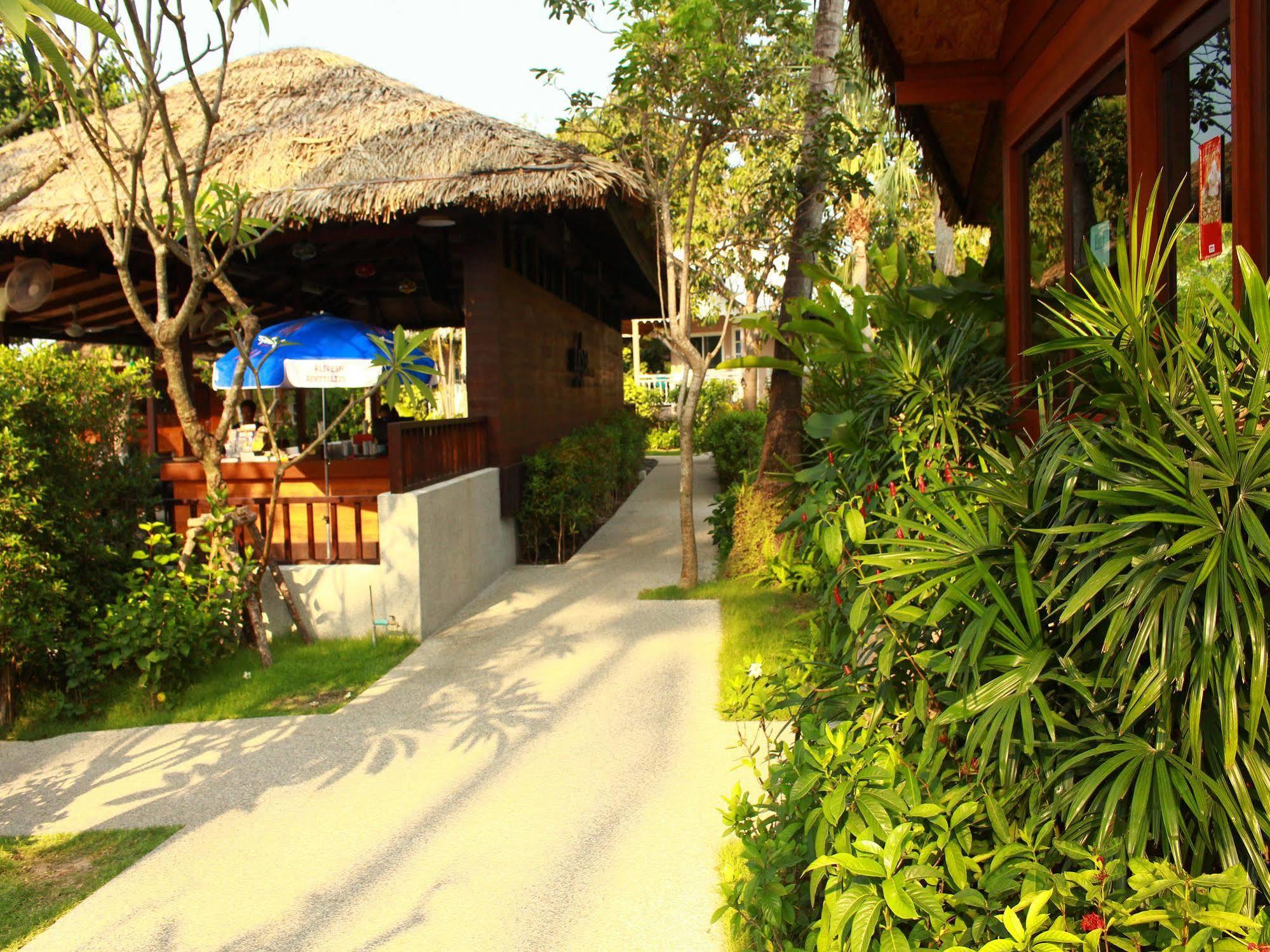Bangrak Beach Club بوفوت المظهر الخارجي الصورة